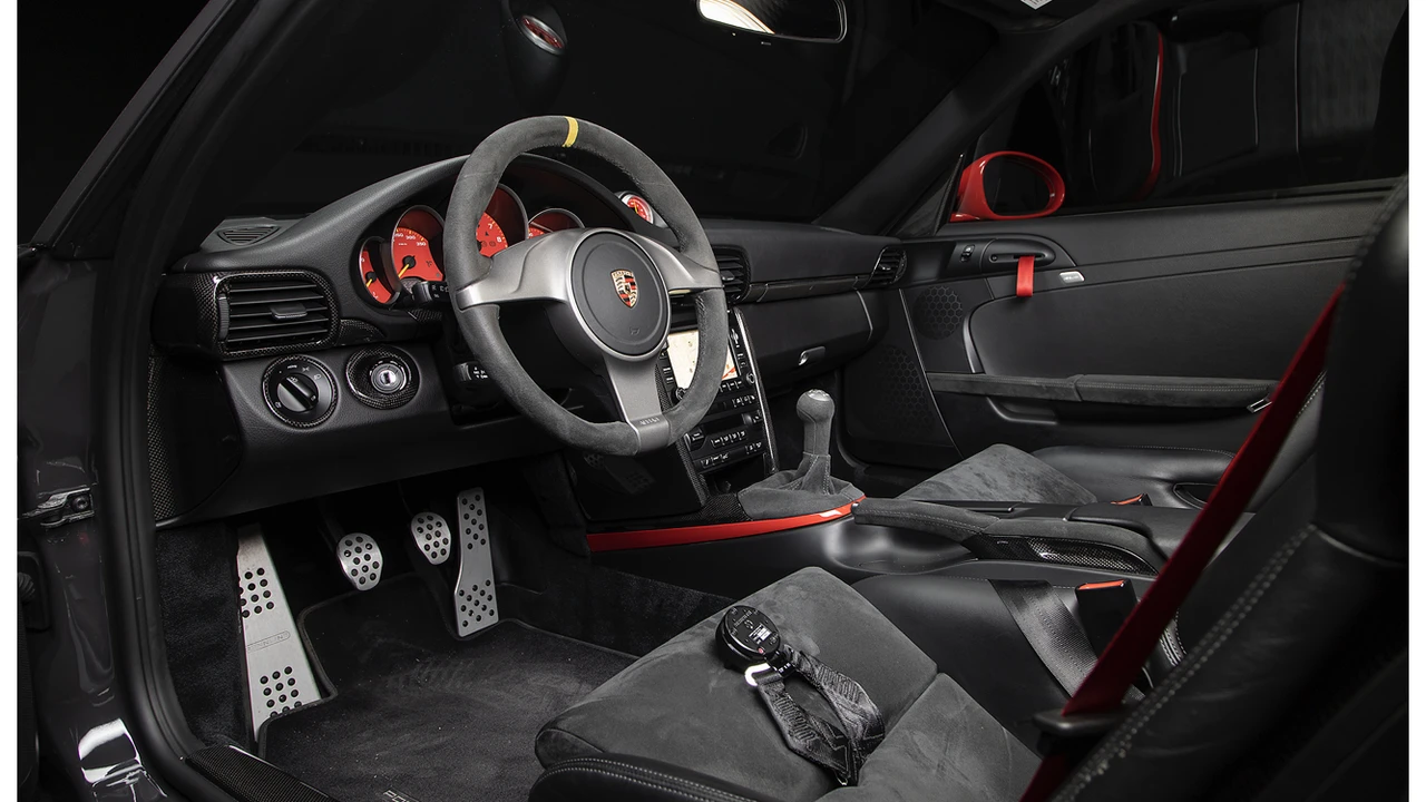 2010 Porsche 997 GT3 RS - Image 7 of 18