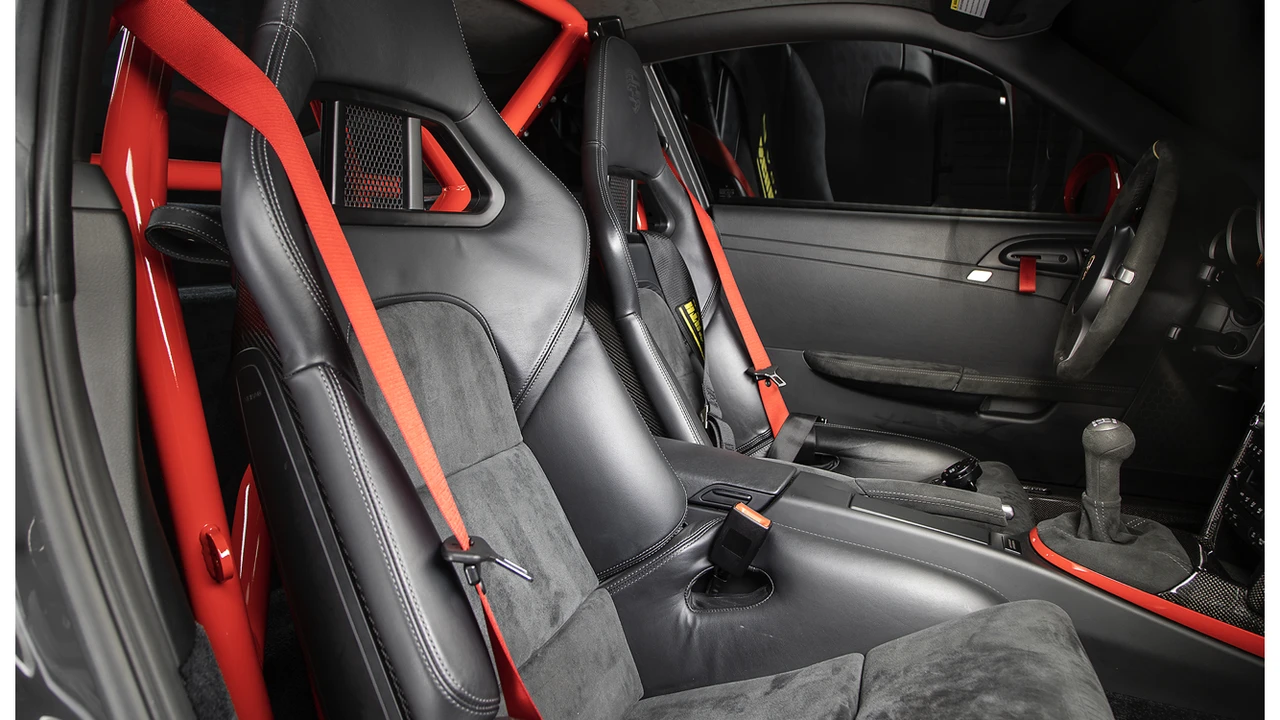 2010 Porsche 997 GT3 RS - Image 9 of 18