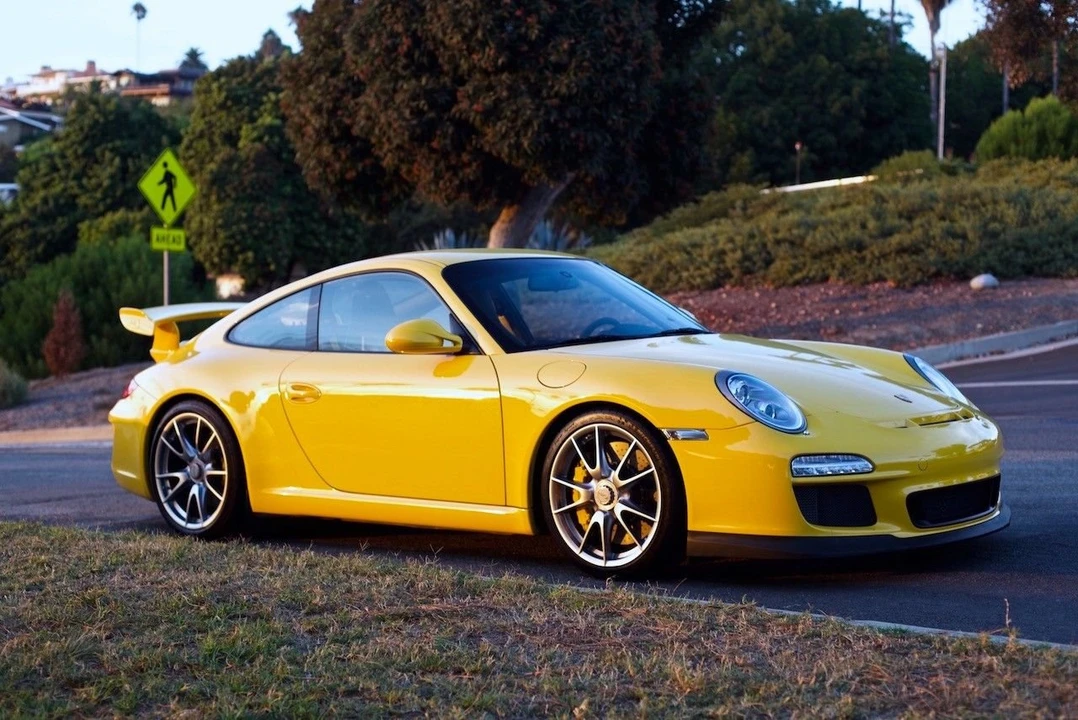 2010 Porsche 997 GT3 - Image 4 of 27