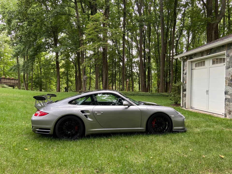 2010 Porsche 997 Turbo - Image 5 of 31