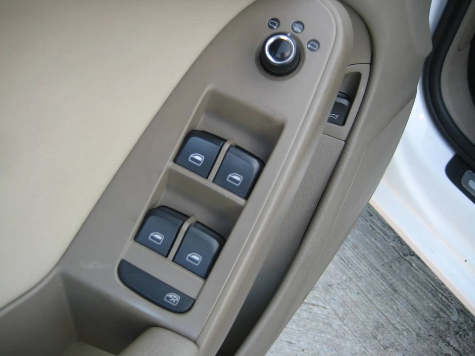 2010 Audi B8 A4 - Image 17 of 21