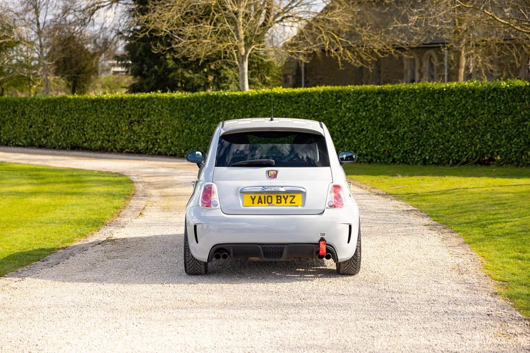 2010 Fiat Abarth 500 - Image 7 of 31