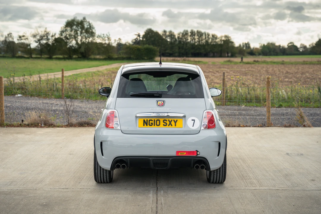 2010 Fiat Abarth 500 - Image 7 of 31