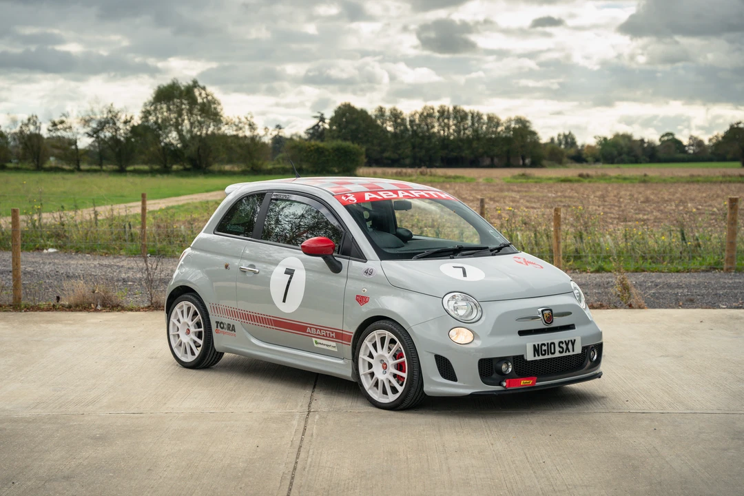 2010 Fiat Abarth 500 - Image 18 of 31