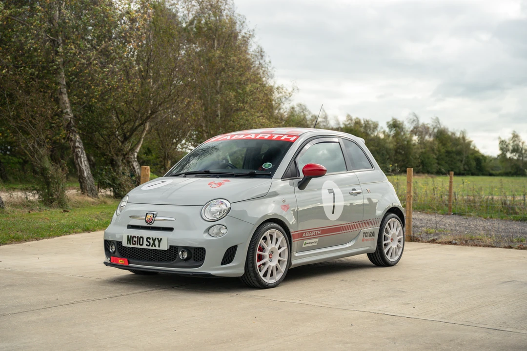 2010 Fiat Abarth 500 - Image 17 of 31