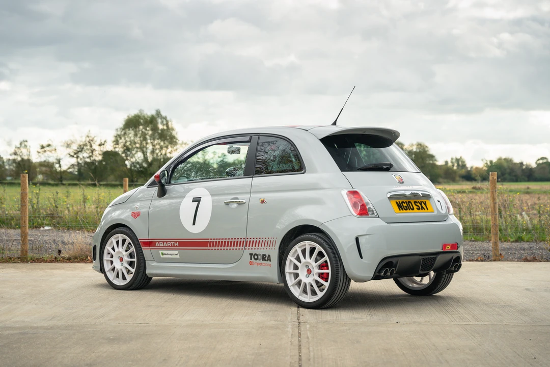 2010 Fiat Abarth 500 - Image 15 of 31