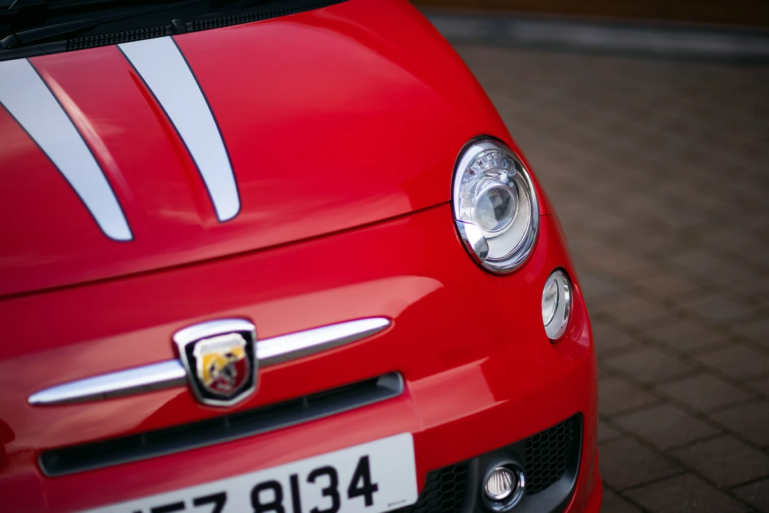 2010 Fiat Abarth 500 - Image 28 of 31