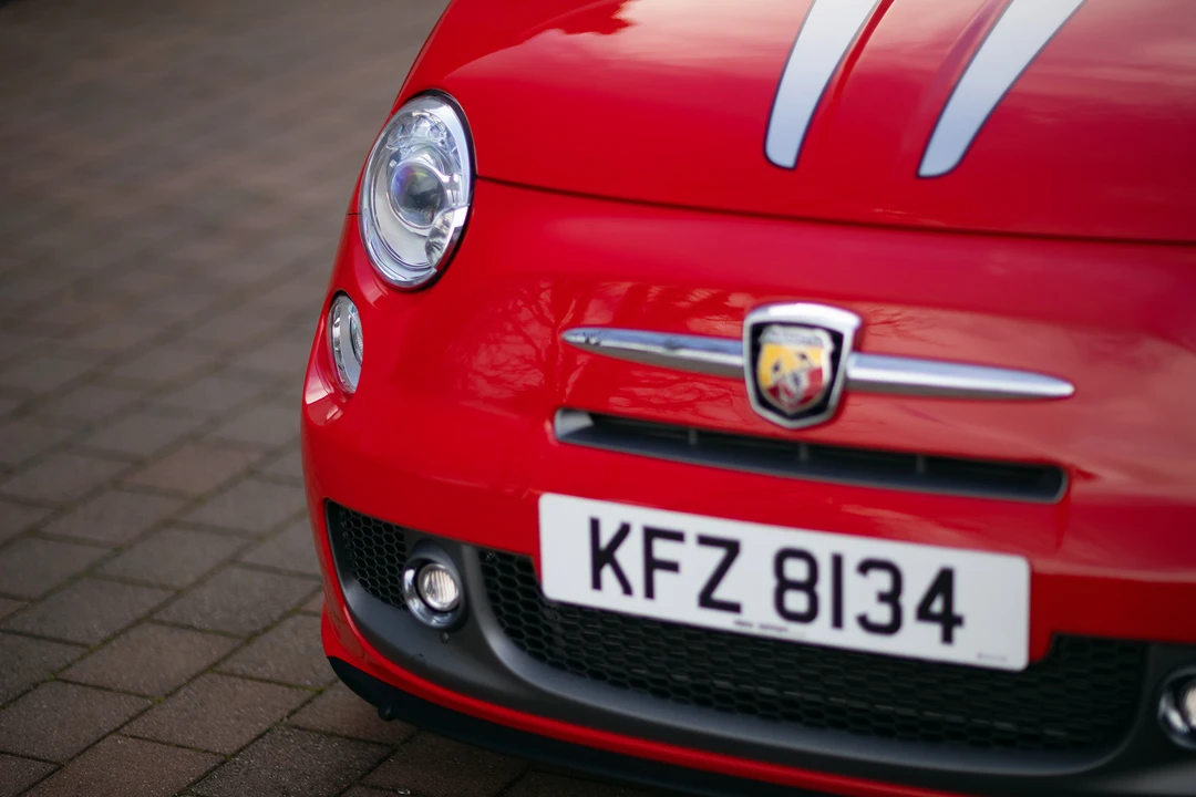 2010 Fiat Abarth 500 - Image 29 of 31