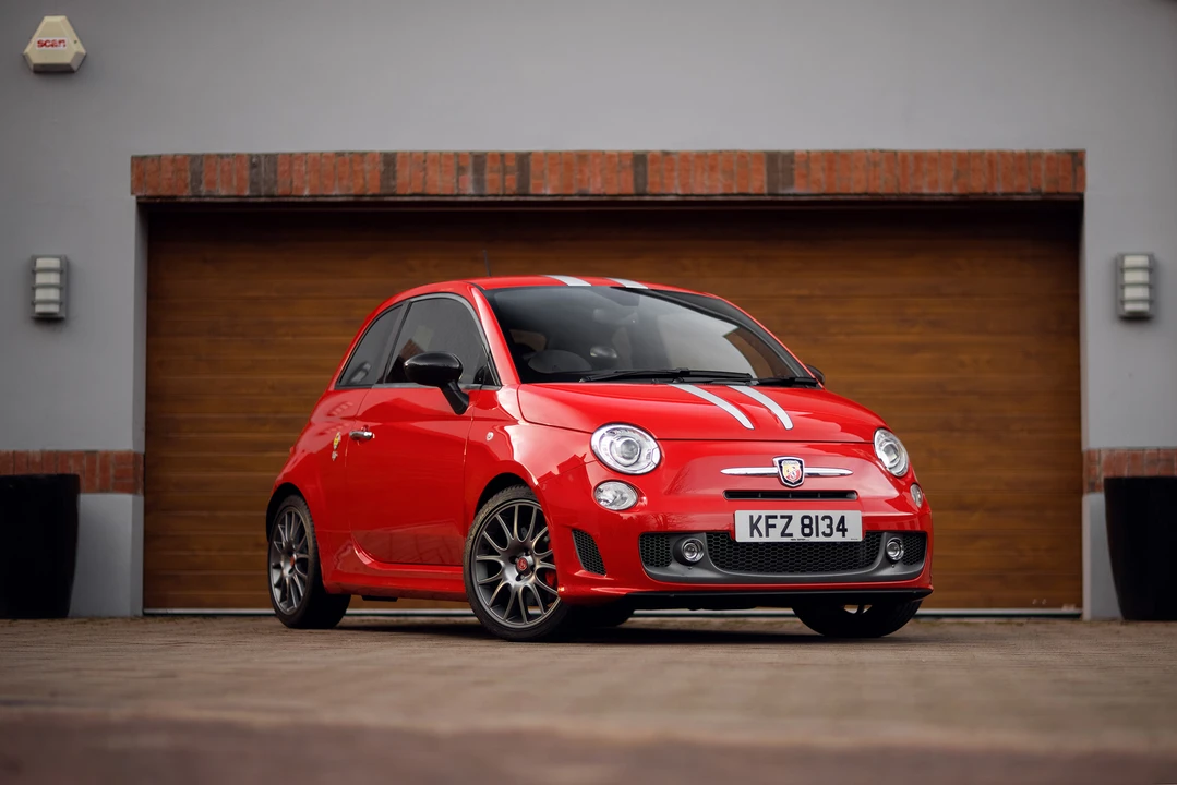 2010 Fiat Abarth 500 - Image 23 of 31