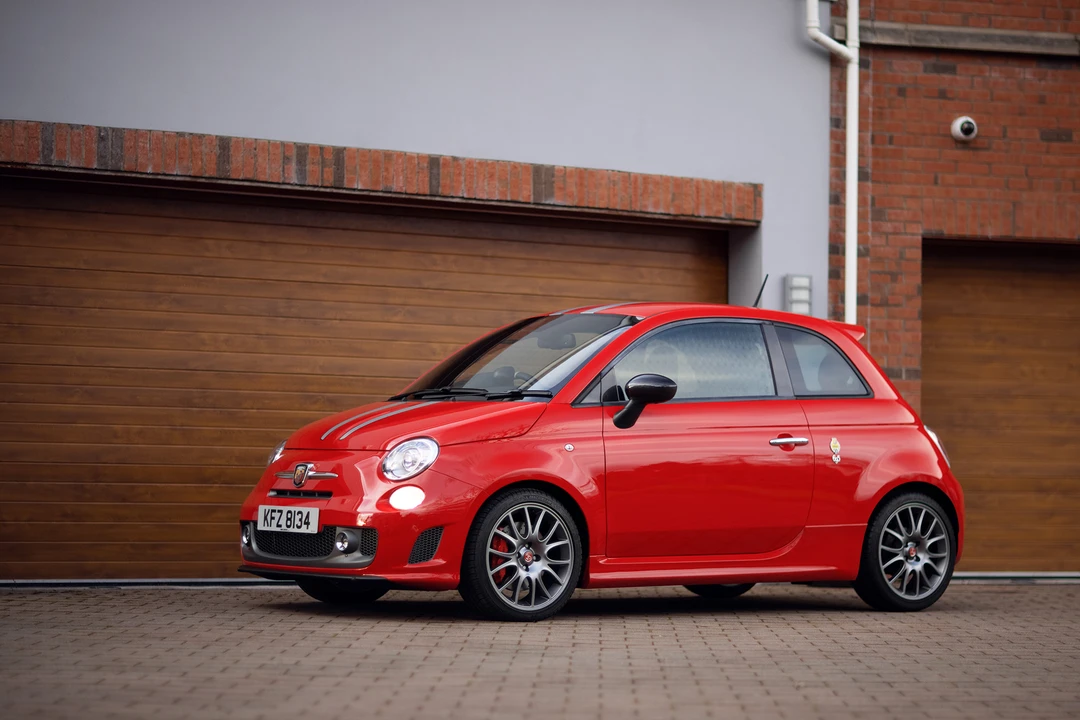 2010 Fiat Abarth 500 - Image 26 of 31