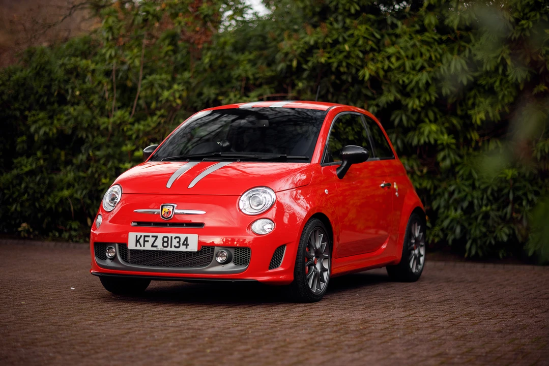 2010 Fiat Abarth 500 - Image 12 of 31