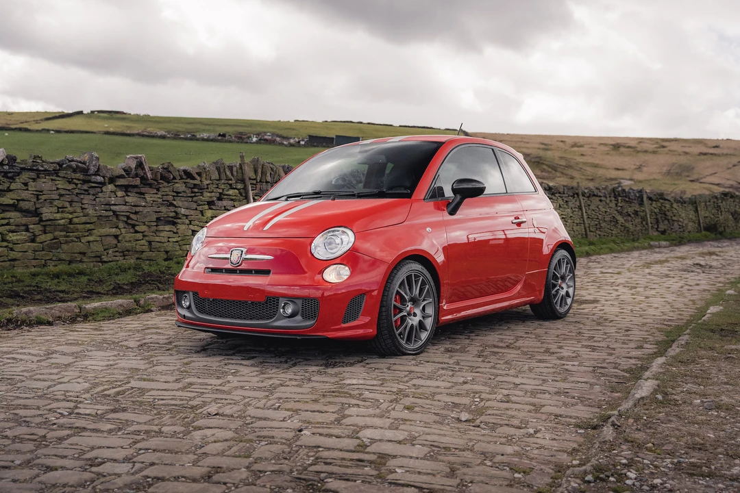 2010 Fiat Abarth 500 - Image 10 of 31