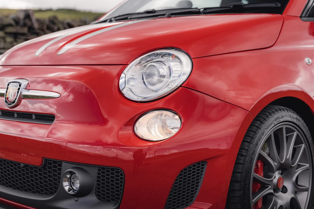 2010 Fiat Abarth 500 - Image 24 of 31