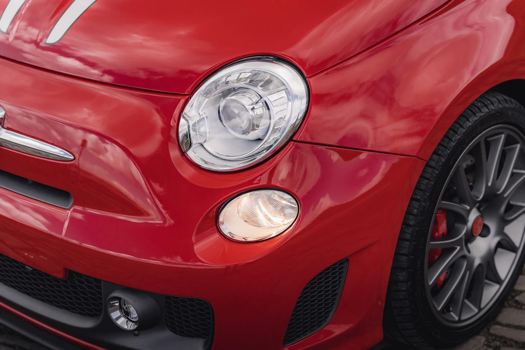 2010 Fiat Abarth 500 - Image 25 of 31