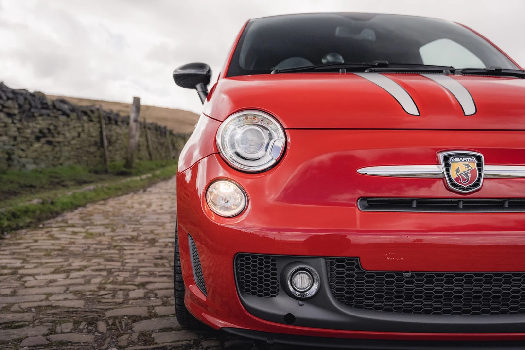 2010 Fiat Abarth 500 - Image 27 of 31
