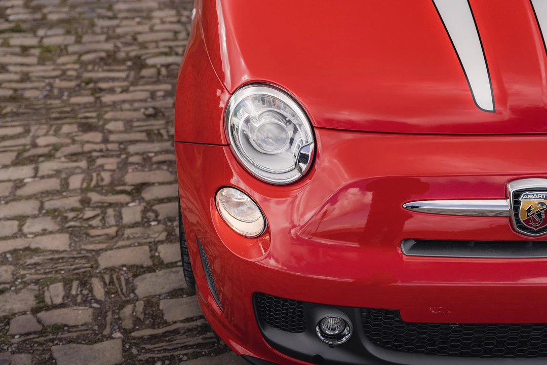 2010 Fiat Abarth 500 - Image 29 of 31
