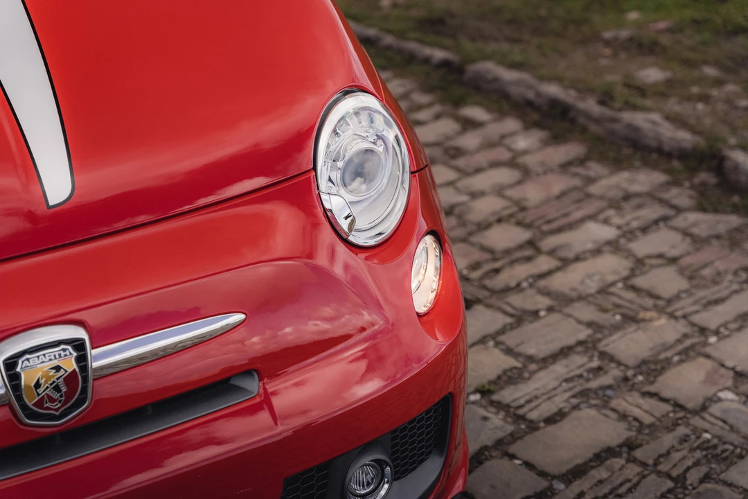 2010 Fiat Abarth 500 - Image 30 of 31