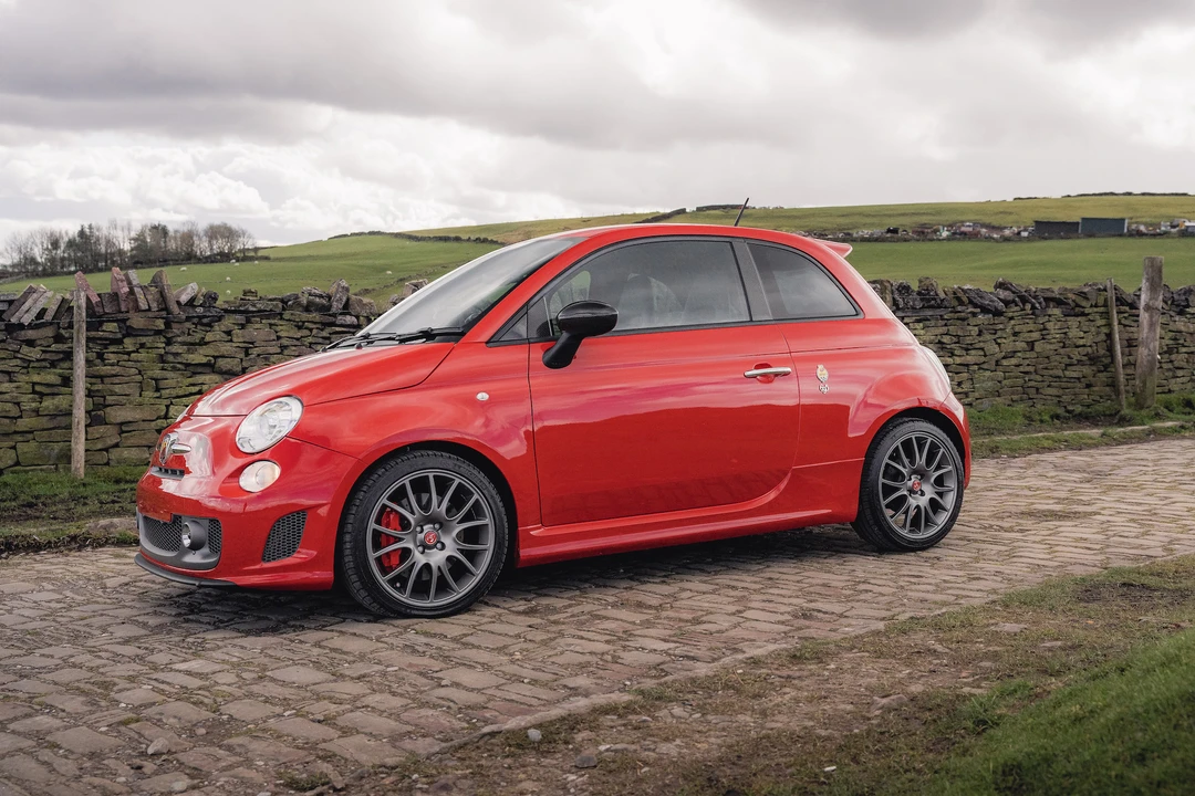 2010 Fiat Abarth 500 - Image 9 of 31