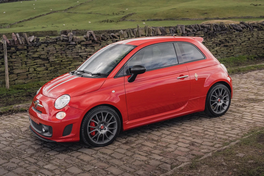 2010 Fiat Abarth 500 - Image 17 of 31