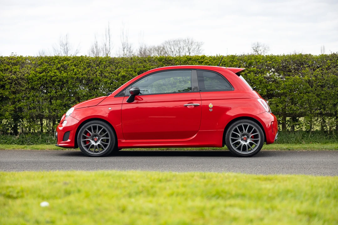 2010 Fiat Abarth 500 - Image 5 of 31