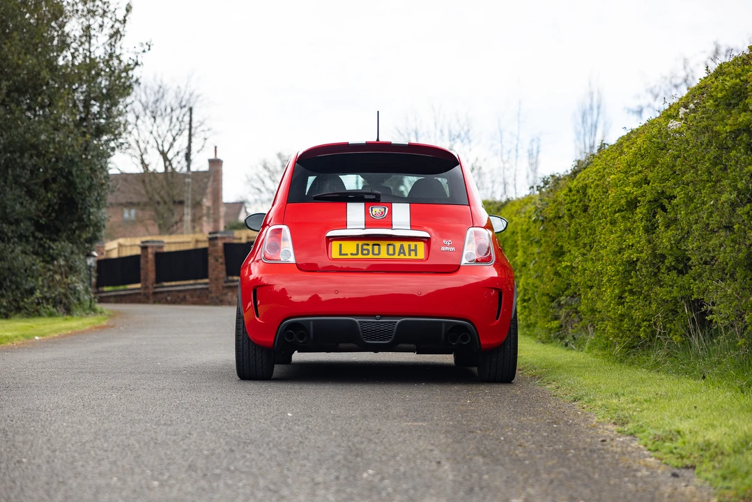 2010 Fiat Abarth 500 - Image 7 of 31