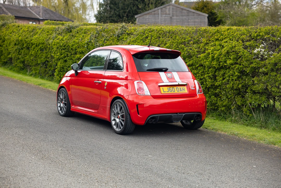 2010 Fiat Abarth 500 - Image 14 of 31