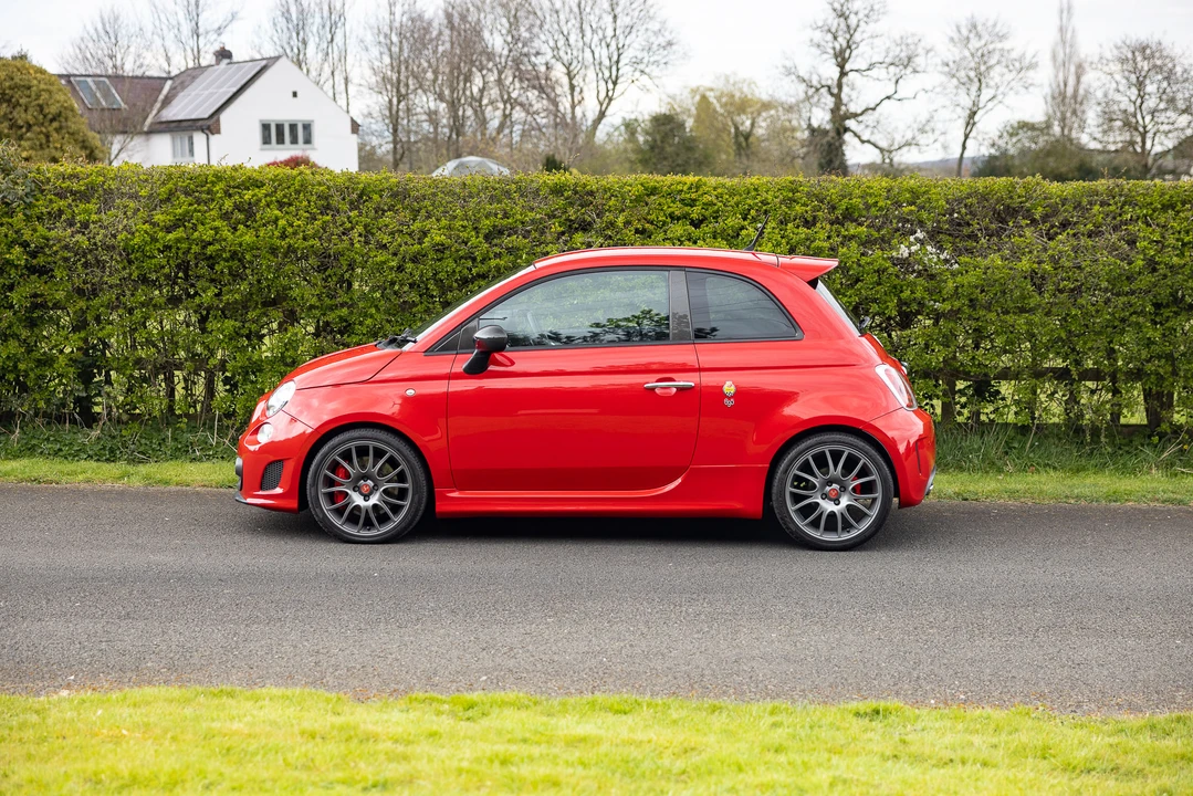 2010 Fiat Abarth 500 - Image 13 of 31