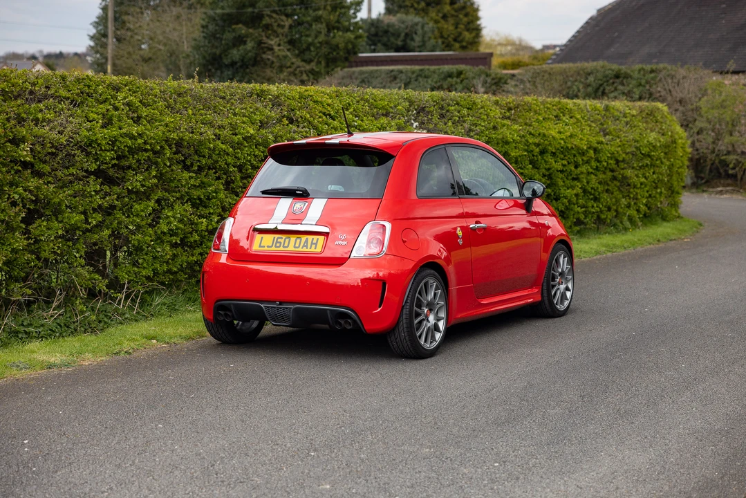 2010 Fiat Abarth 500 - Image 8 of 31