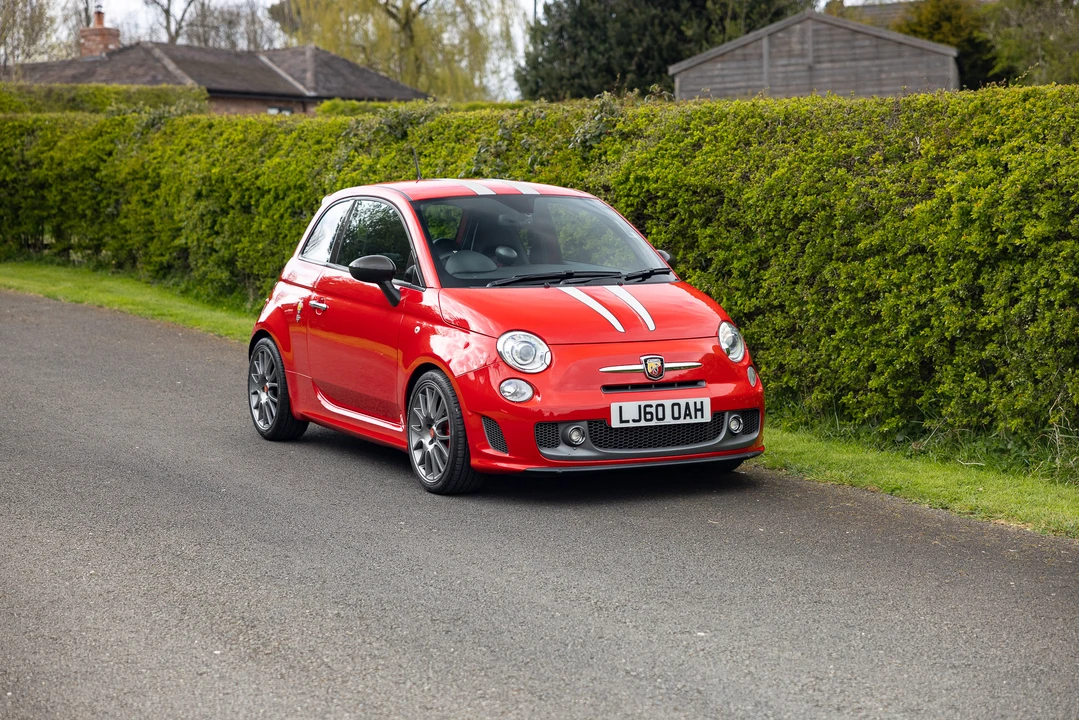 2010 Fiat Abarth 500 - Image 10 of 31