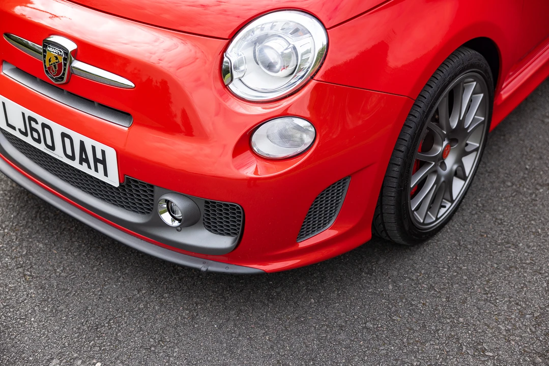 2010 Fiat Abarth 500 - Image 23 of 31
