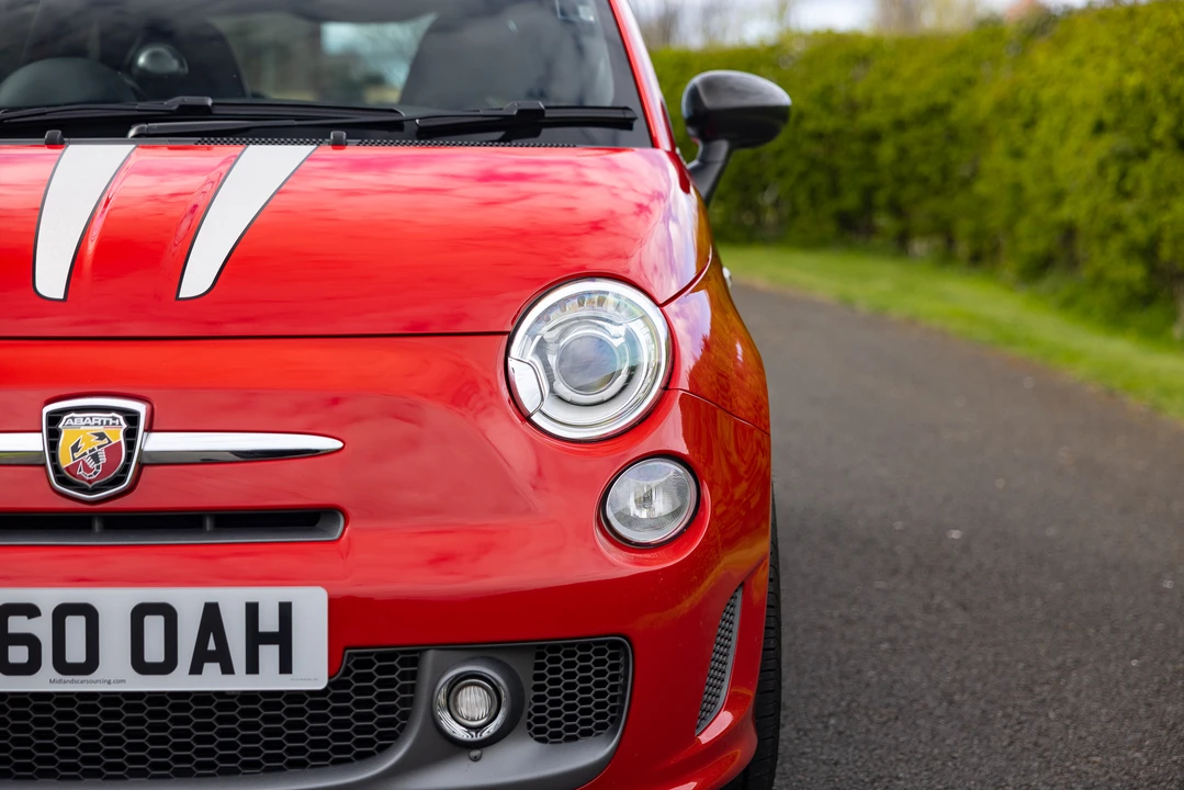 2010 Fiat Abarth 500 - Image 25 of 31