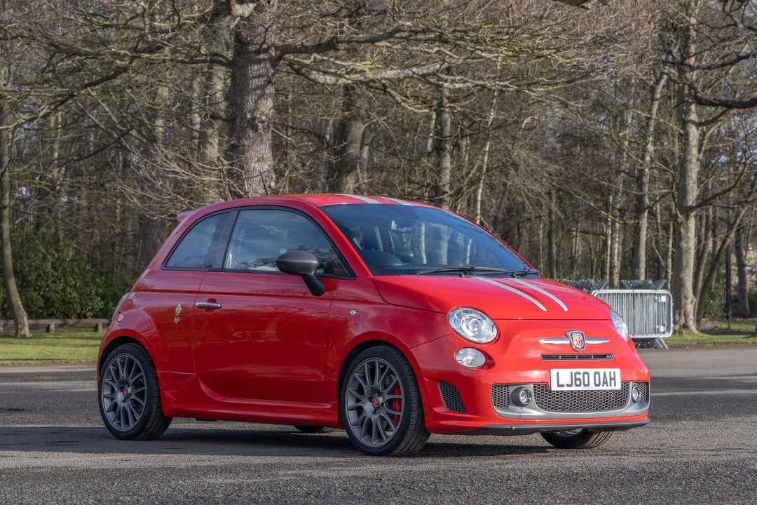 2010 Fiat Abarth 500 - Image 10 of 31