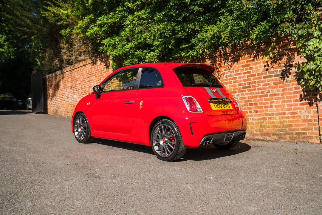 2010 Fiat Abarth 500 - Image 5 of 31