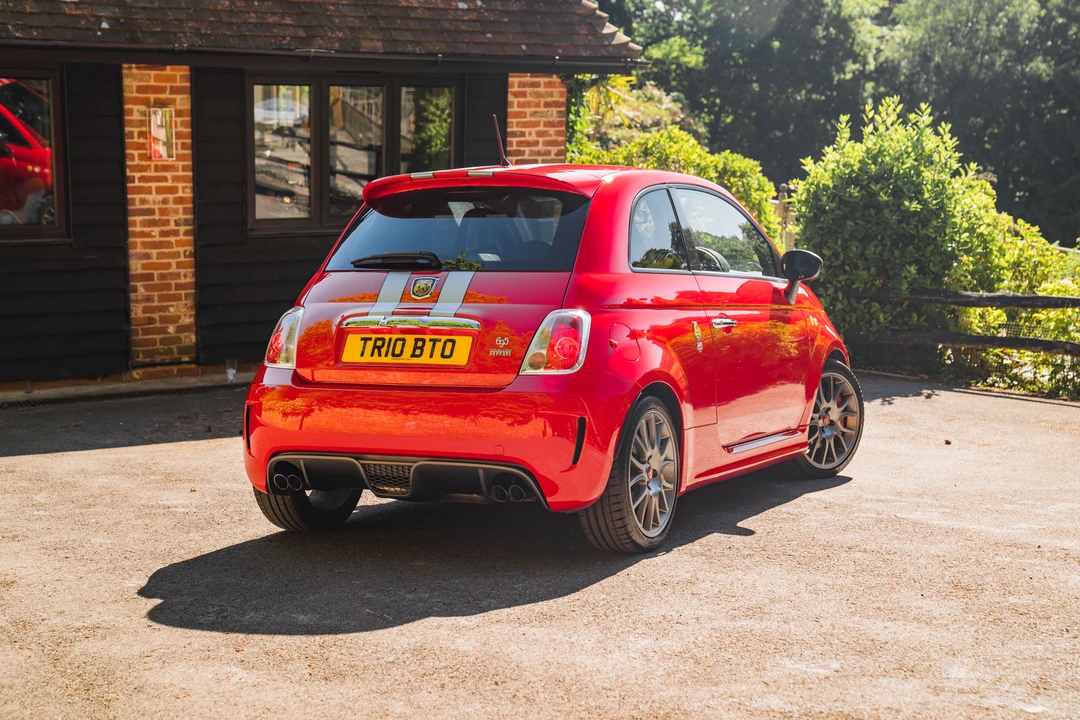2010 Fiat Abarth 500 - Image 10 of 31