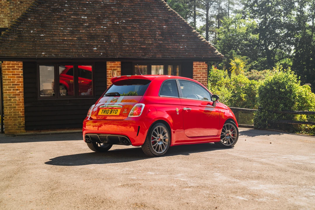 2010 Fiat Abarth 500 - Image 12 of 31