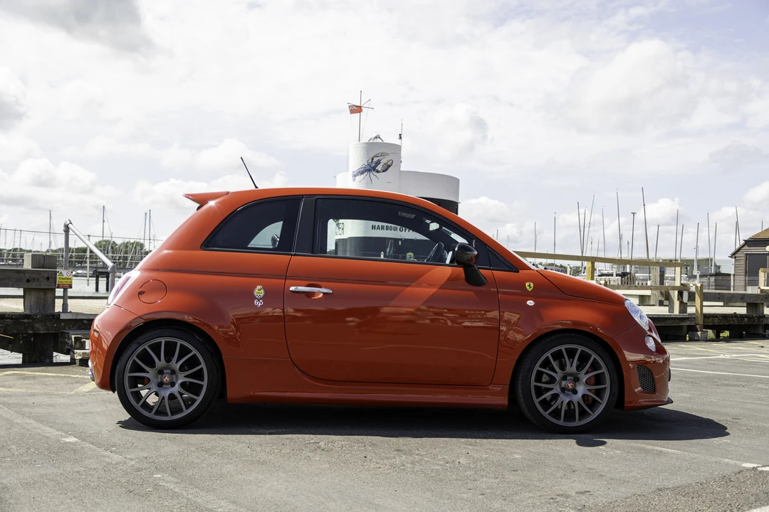 2010 Fiat Abarth 500 - Image 9 of 31