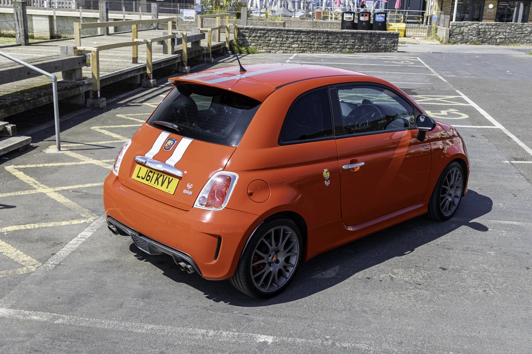 2010 Fiat Abarth 500 - Image 15 of 31