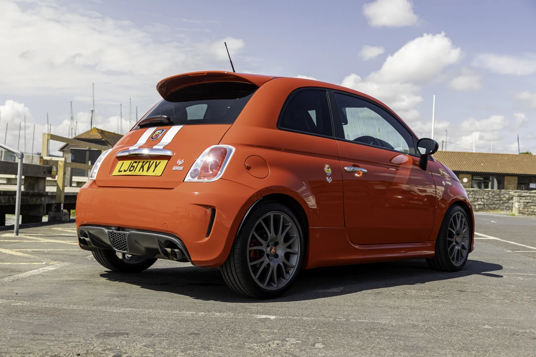 2010 Fiat Abarth 500 - Image 8 of 31