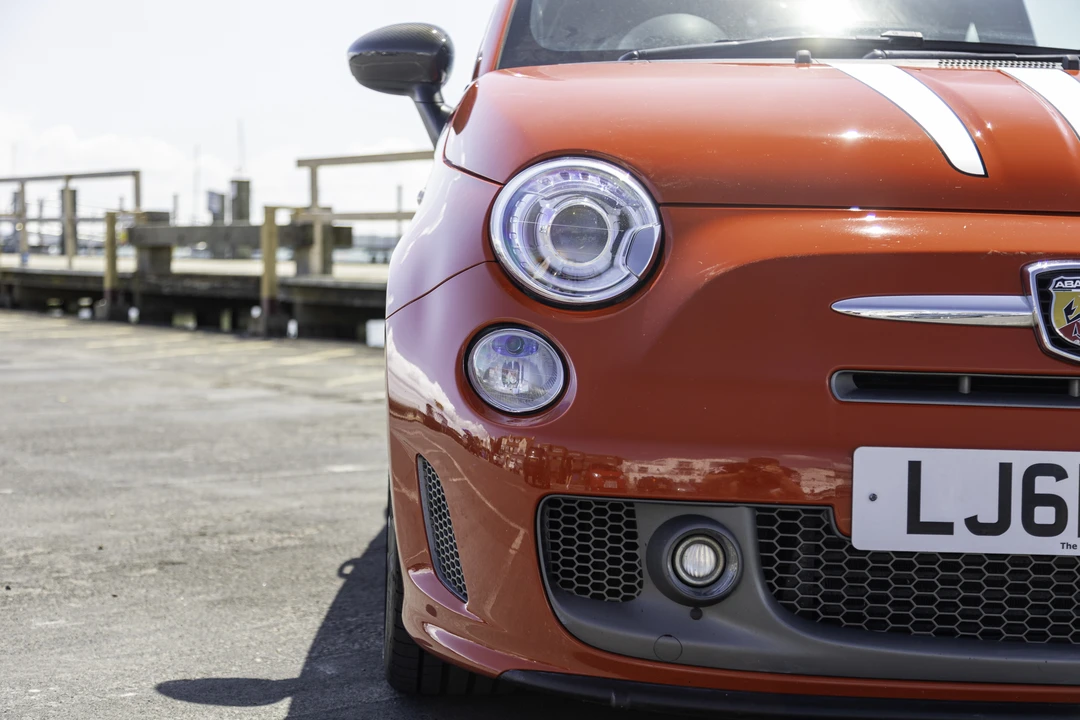 2010 Fiat Abarth 500 - Image 25 of 31