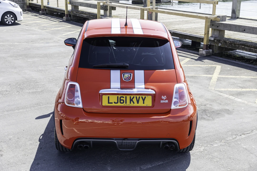 2010 Fiat Abarth 500 - Image 14 of 31