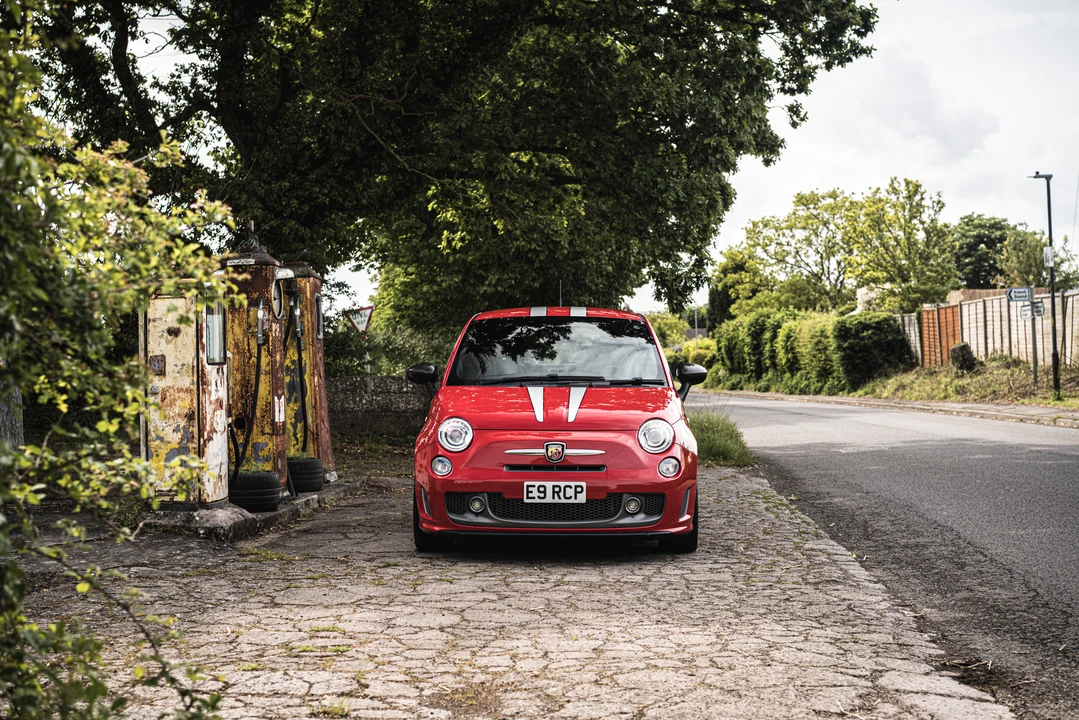 2010 Fiat Abarth 500 - Image 11 of 31