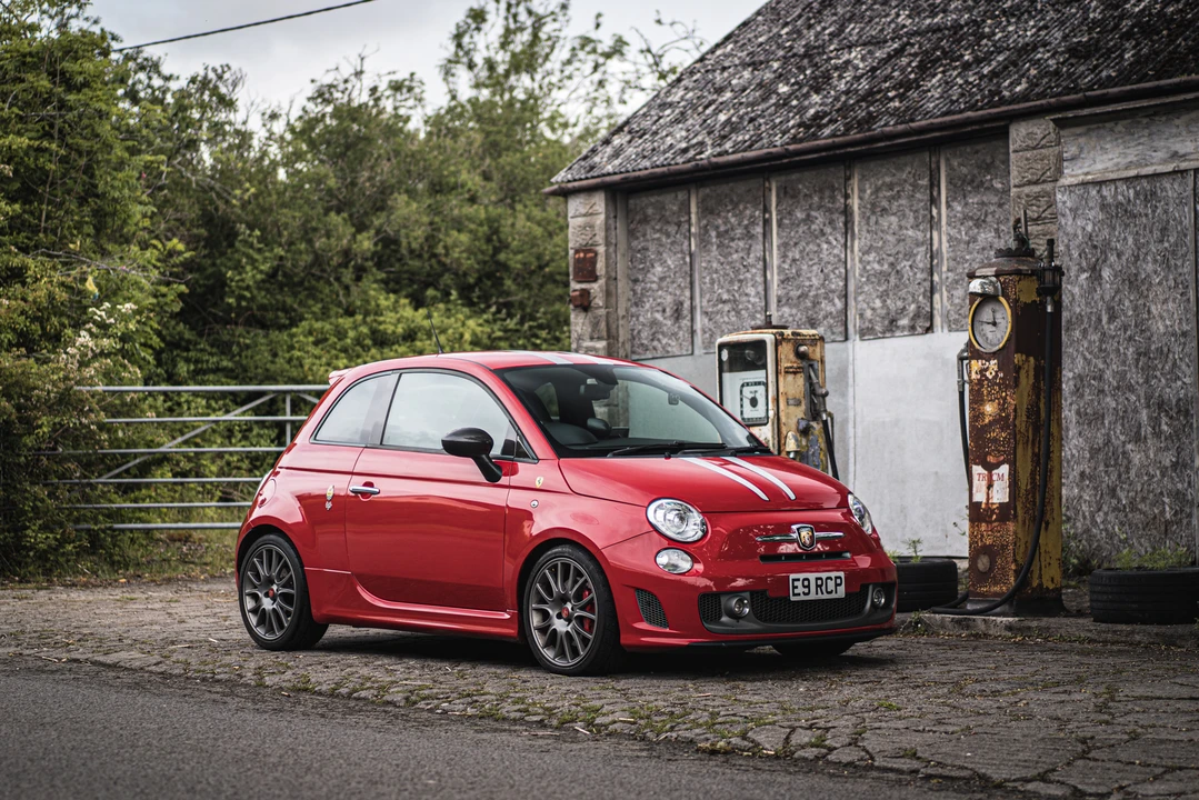 2010 Fiat Abarth 500 - Image 4 of 31