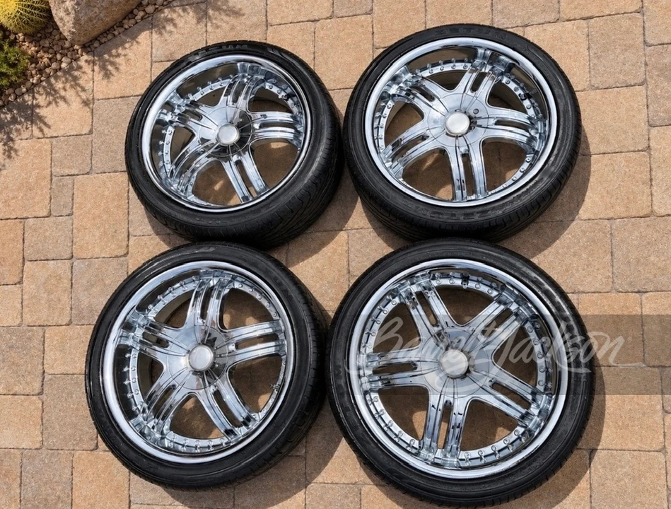 2010 Cadillac Escalade & EXT 3rd Gen - Image 13 of 13