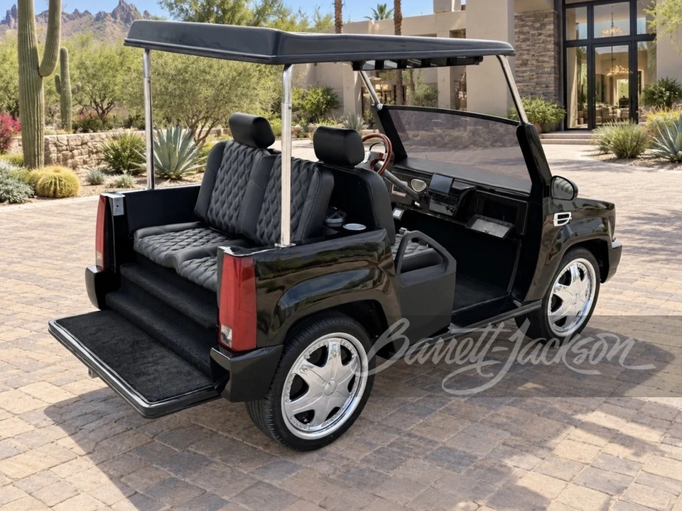 2010 Cadillac Escalade & EXT 3rd Gen - Image 3 of 13