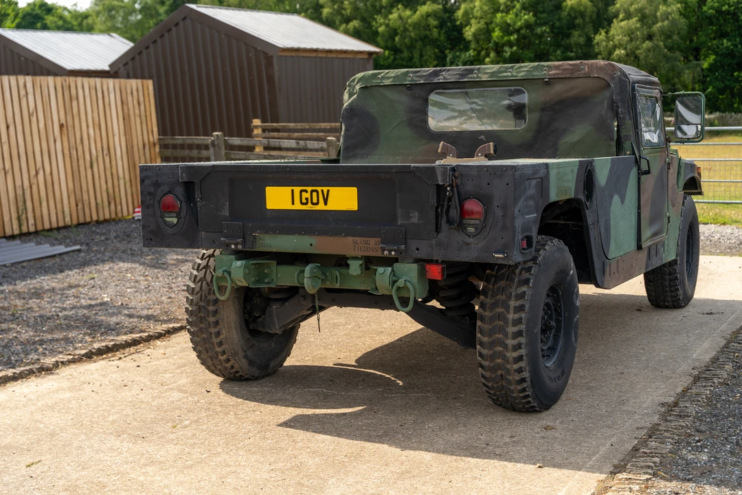 2010 AM General Hummer - Image 29 of 31