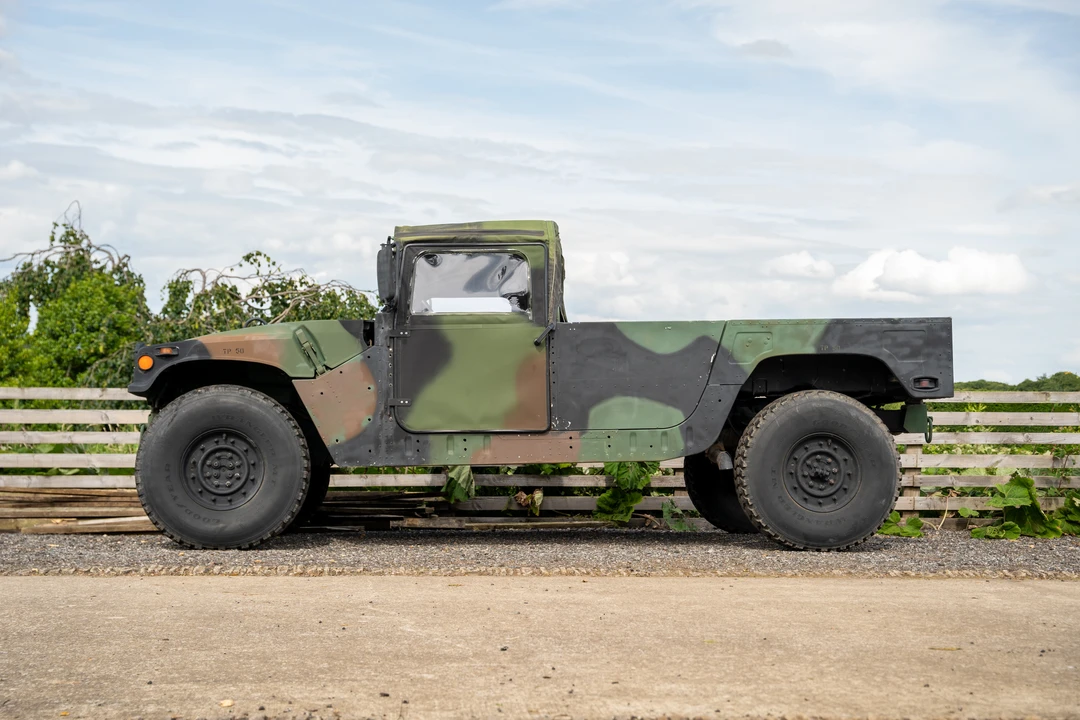 2010 AM General Hummer - Image 10 of 31