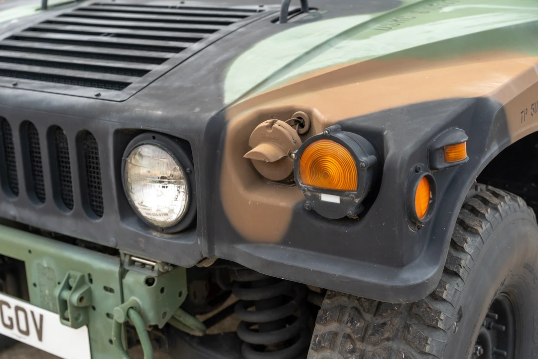 2010 AM General Hummer - Image 21 of 31