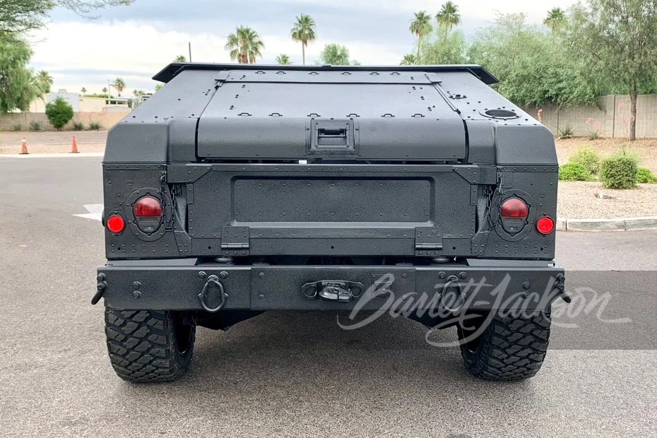 2010 AM General Hummer - Image 13 of 18