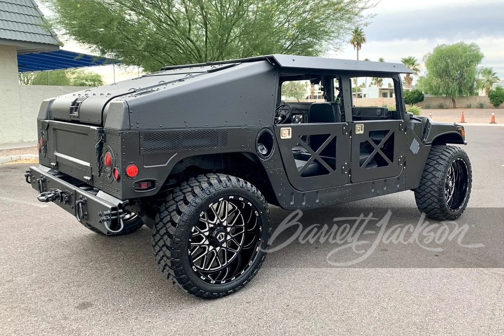 2010 AM General Hummer - Image 2 of 18