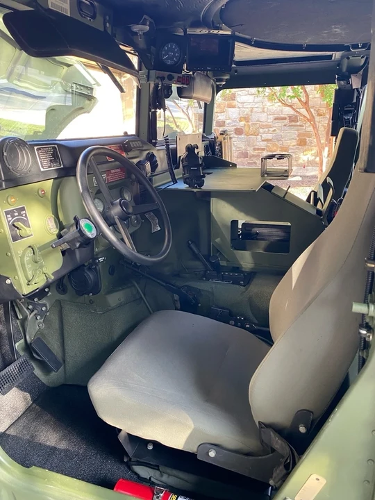 2010 AM General Hummer - Image 18 of 21